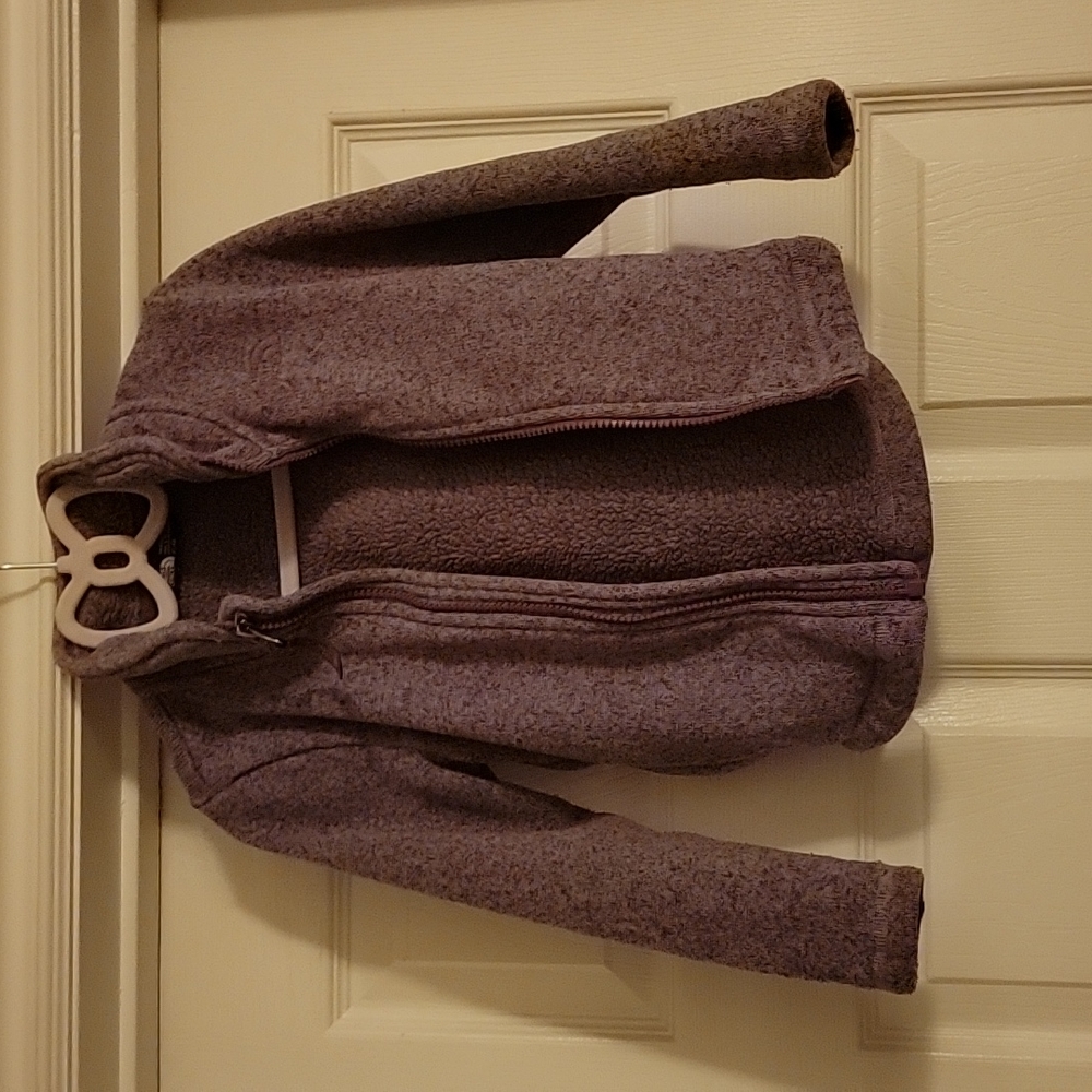 Sweater North face very good Condition size 4kid Nothing wrong or any stains